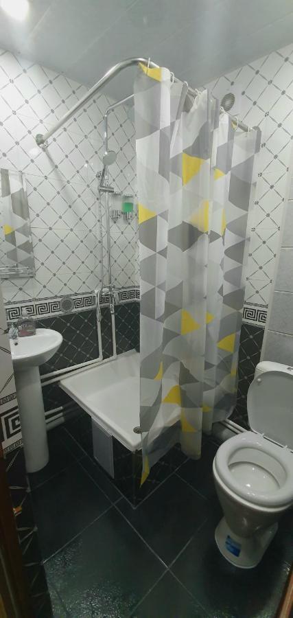 Osiyo Appartement Fargʻona Buitenkant foto